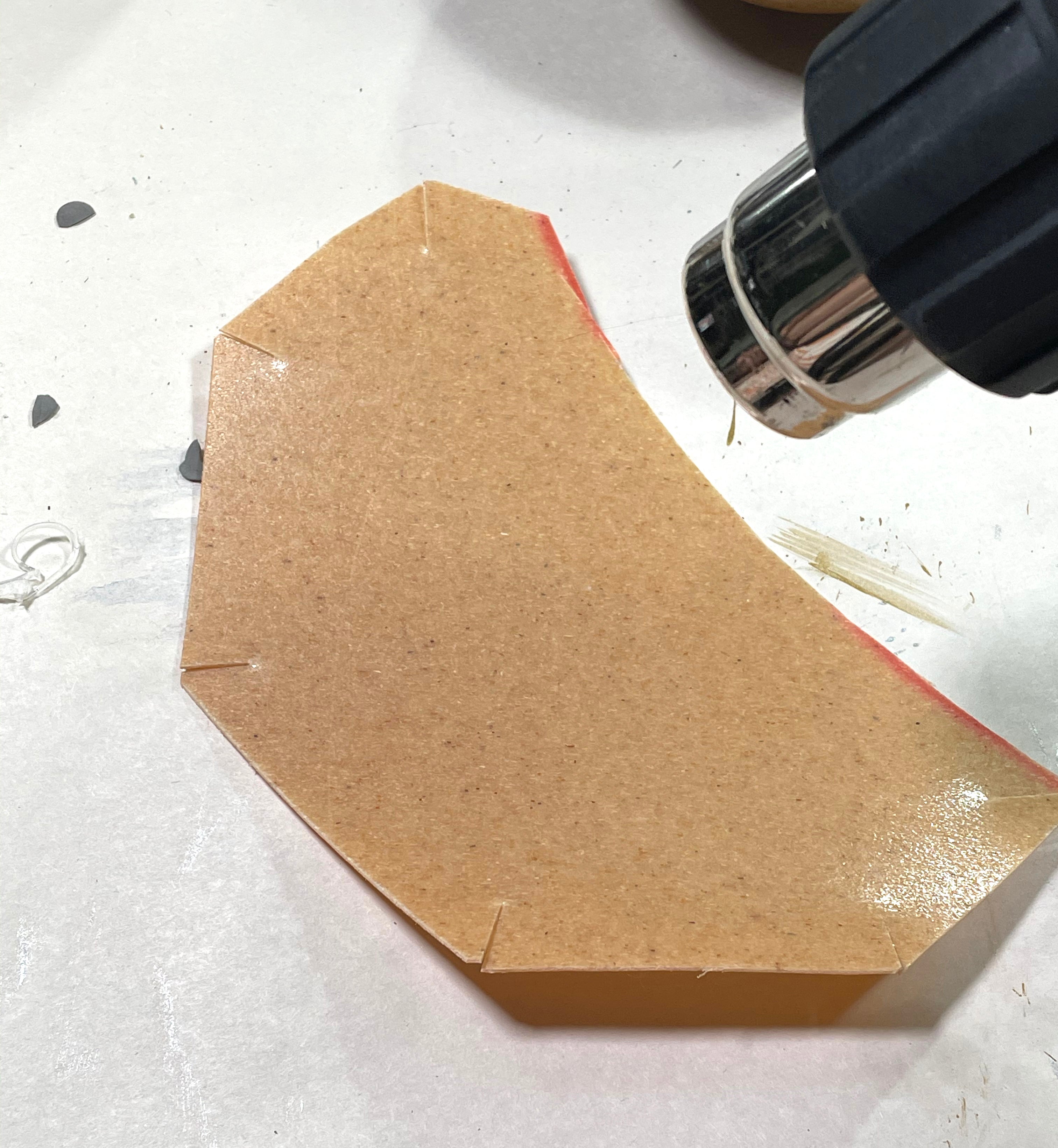 How To Use Worbla To Add Details In Foam Armor Cosplays Cosplay Central